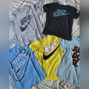 Lot of 5 Boys Nike T-shirts